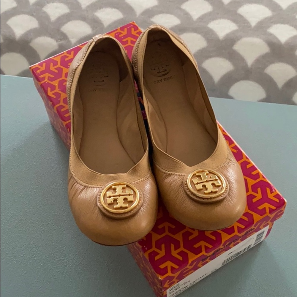Tory Burch Nude Leather Flats